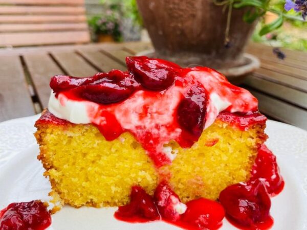Easy summer berry and lemon cake